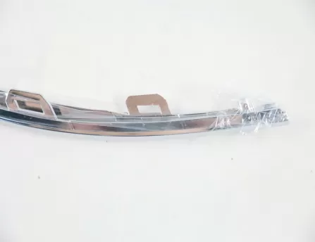 Rear bumper bright bar left