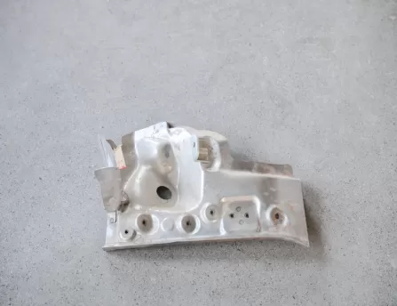 Rear Lamp Bracket Right