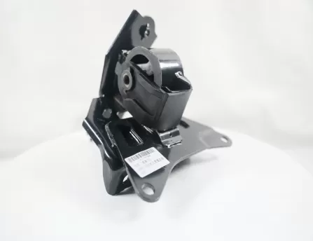 Engine rubber pad left