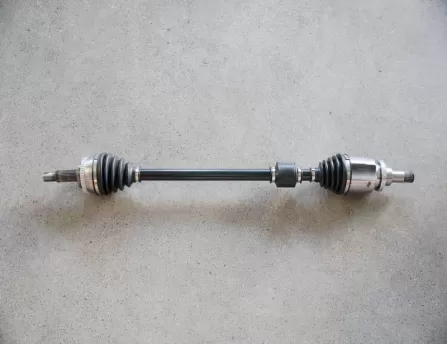 Half shaft assembly right MT