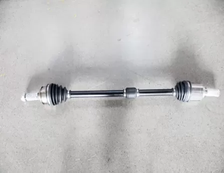 Half shaft assembly right AT  D20