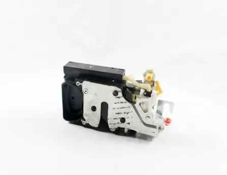 Door lock front right  D20