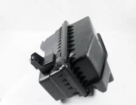 Air filter housing  E150