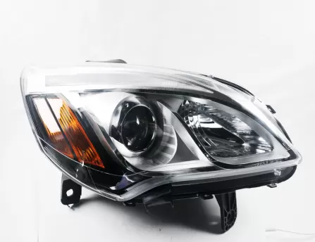 Headlight right  E150