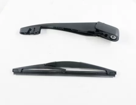 Rear wiper arm assembly  Swift