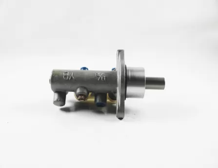 Master cylinder  Autoworld -A